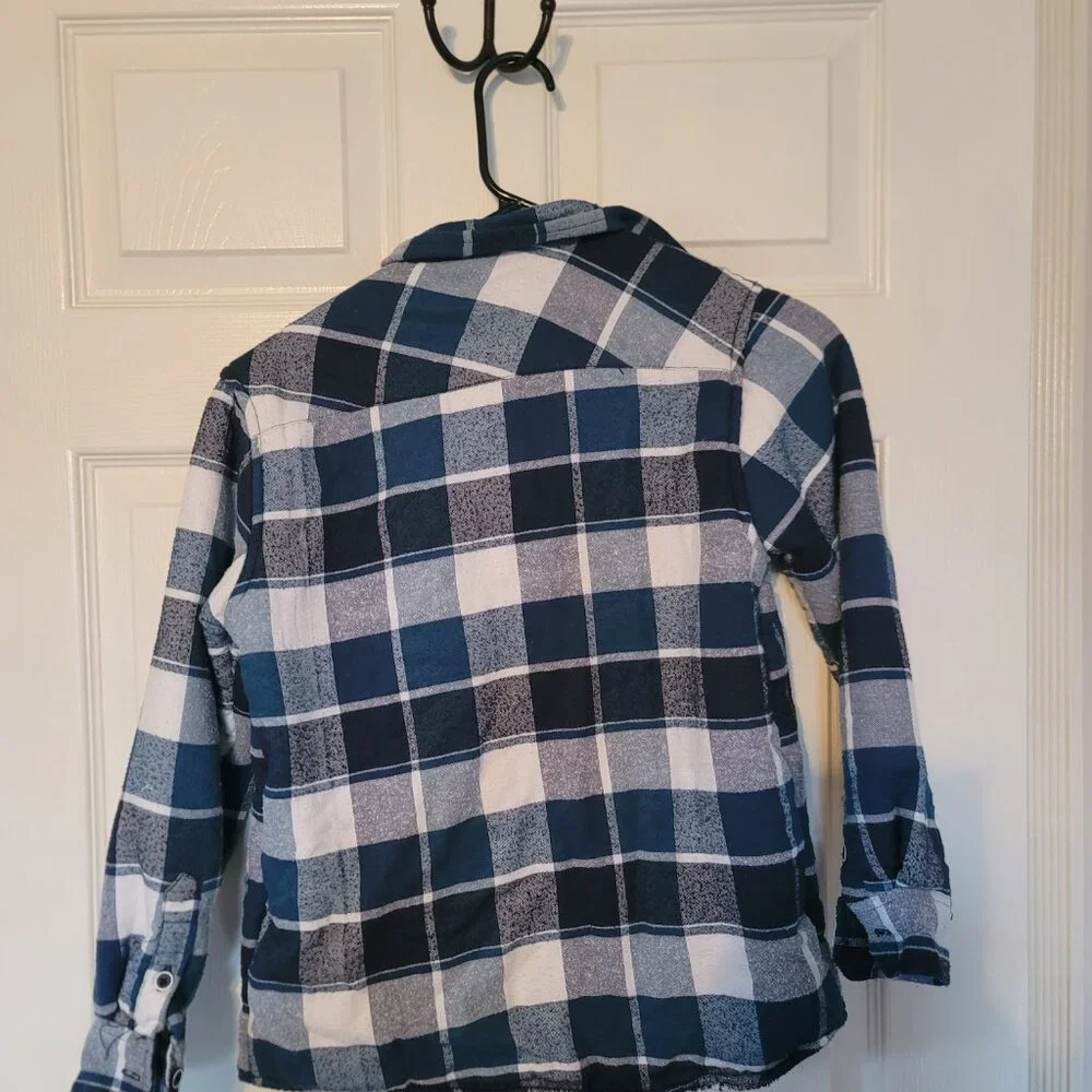 Kids boys plaid flannel full button up sweatshirt - size 10/12 M
